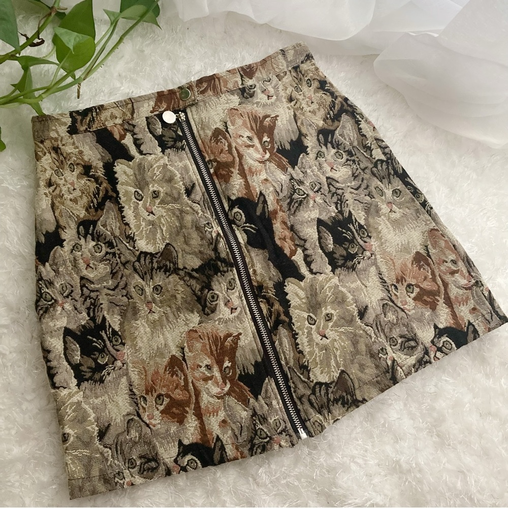 Cat tapestry skirt